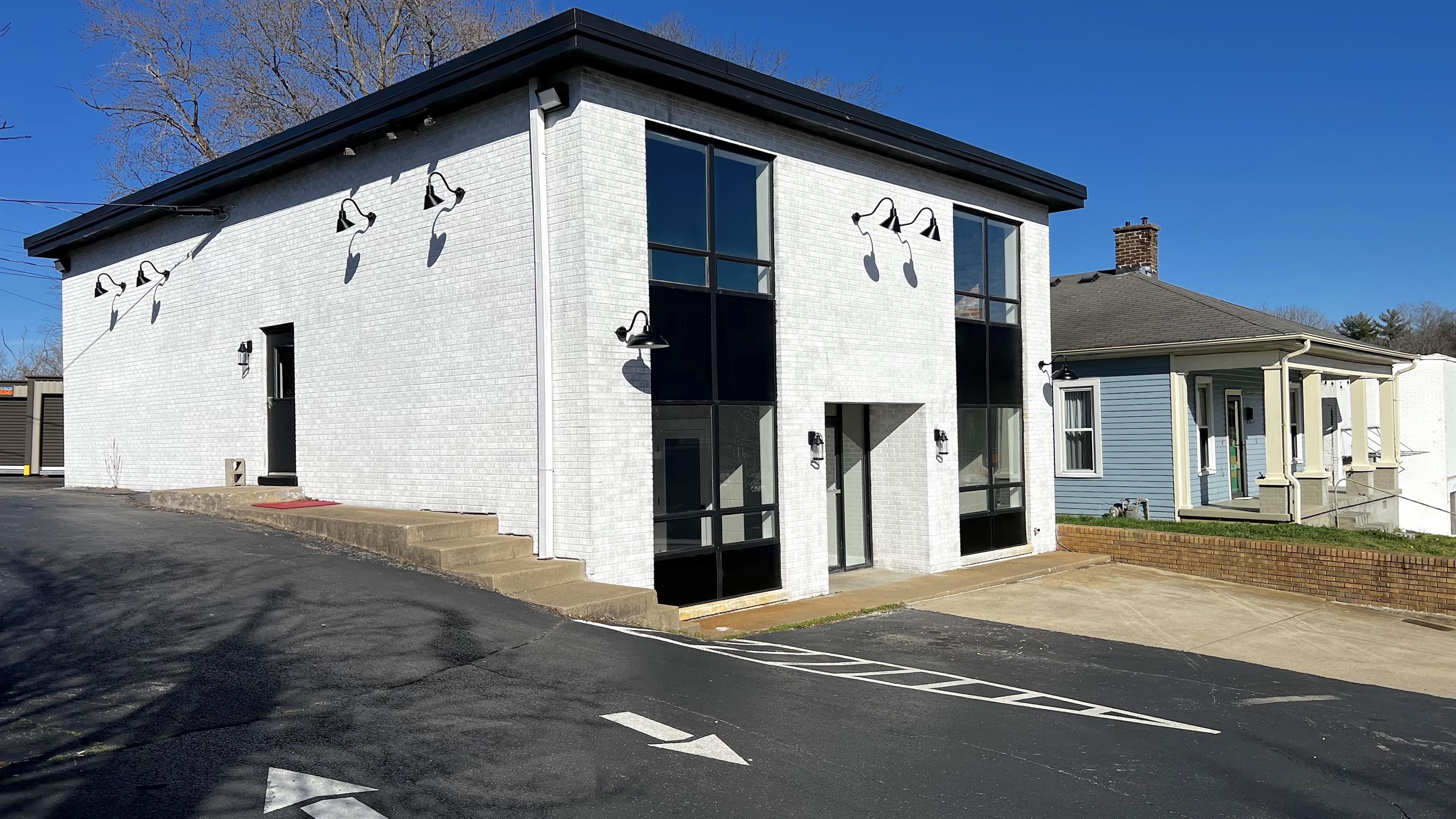 204 5th Avenue East - 104